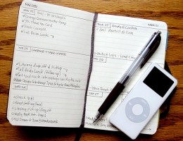 Planner_and_iPod-260x200